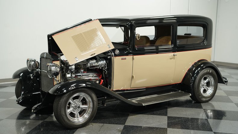 1931 Chevrolet Sedan 28