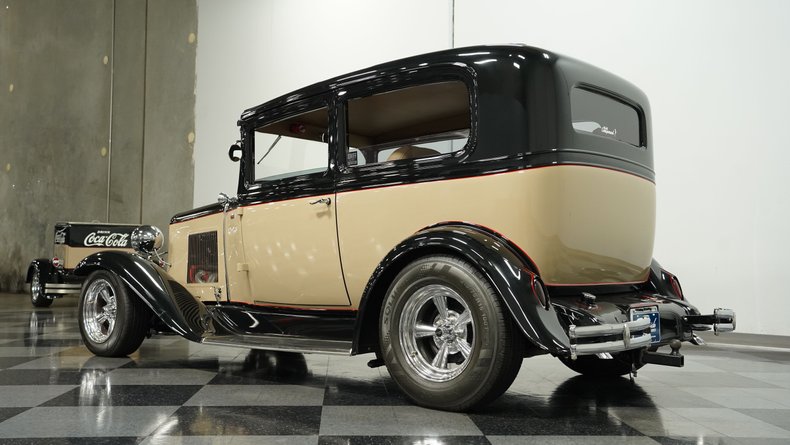 1931 Chevrolet Sedan 21