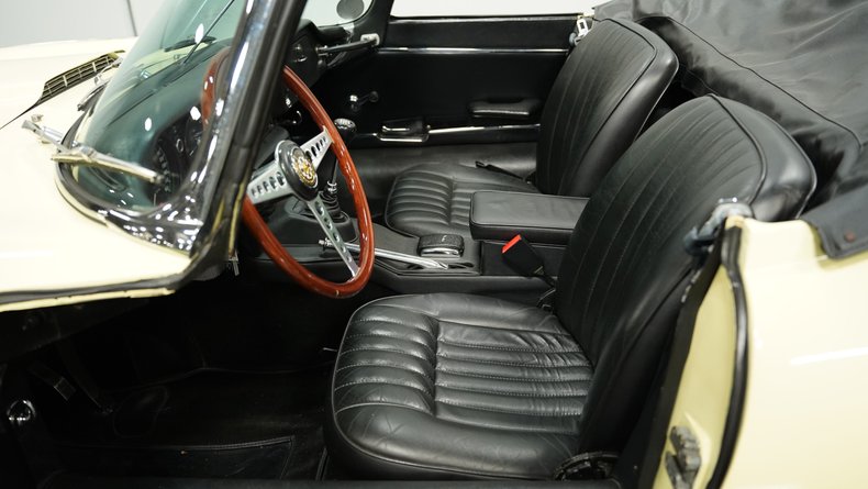 1968 Jaguar E-Type 4