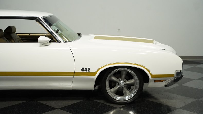 1970 Oldsmobile Cutlass 442 26