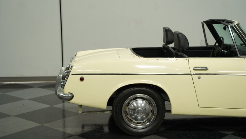 1969 Datsun 1600 25
