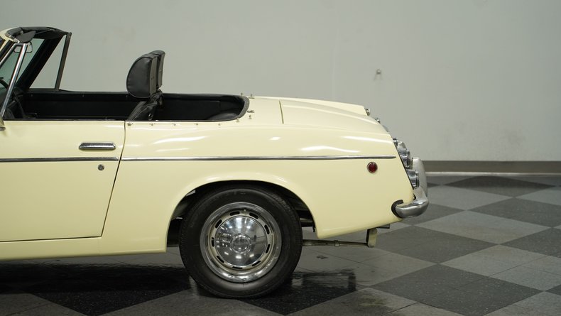 1969 Datsun 1600 20