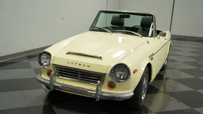 1969 Datsun 1600 15