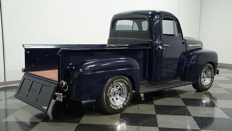 1951 Ford F-1 44