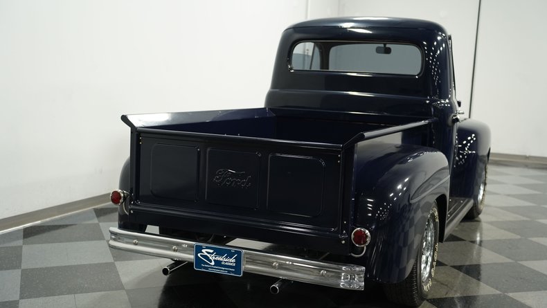 1951 Ford F-1 9