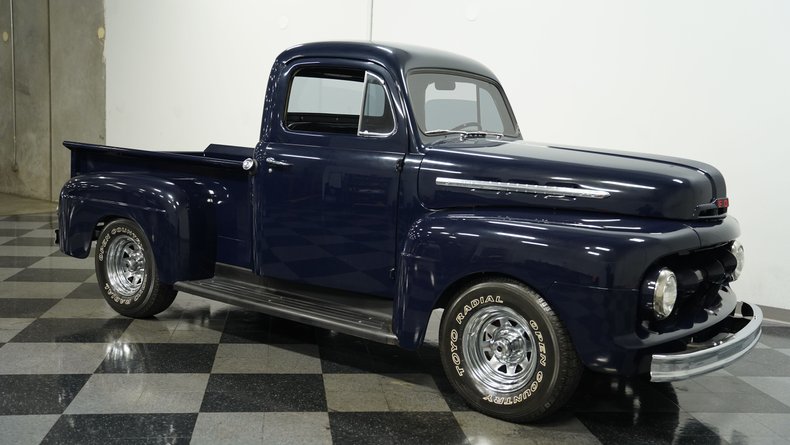 1951 Ford F-1 12