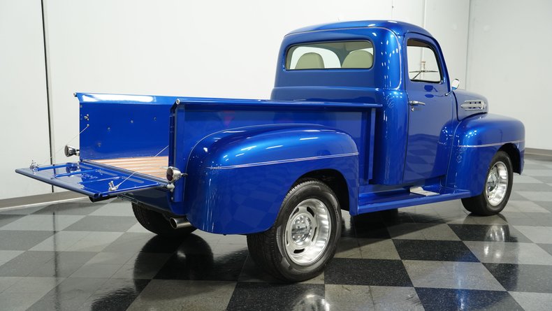 1952 Ford F-1 44