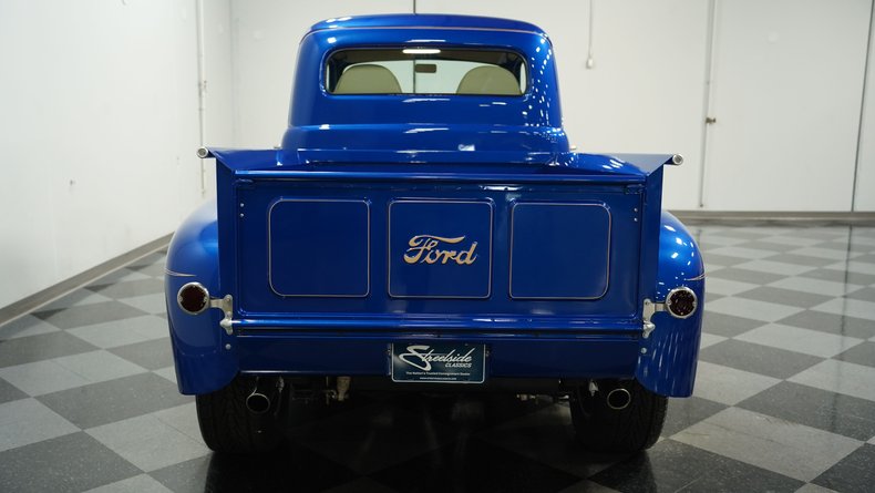 1952 Ford F-1 8