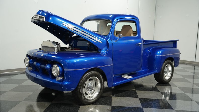 1952 Ford F-1 28