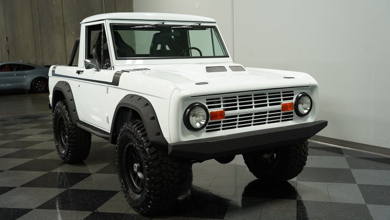 1970 Ford Bronco 13