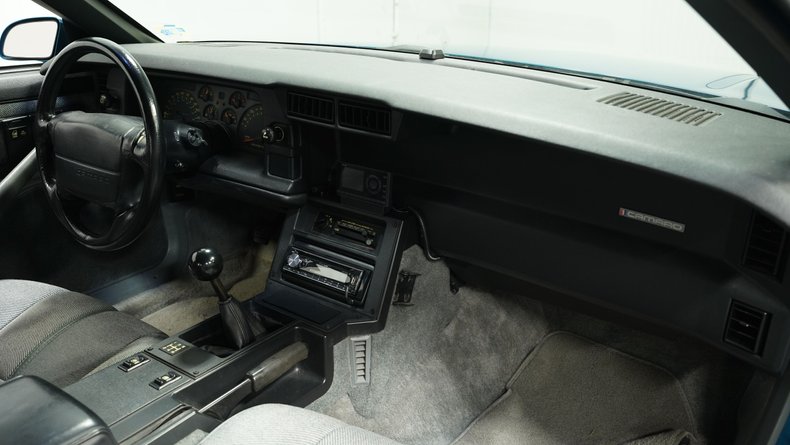 1991 Chevrolet Camaro 42