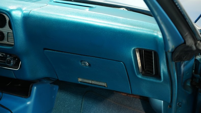 1970 Pontiac Firebird 44