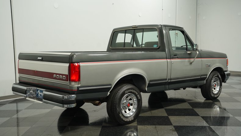 1990 Ford F-150 17