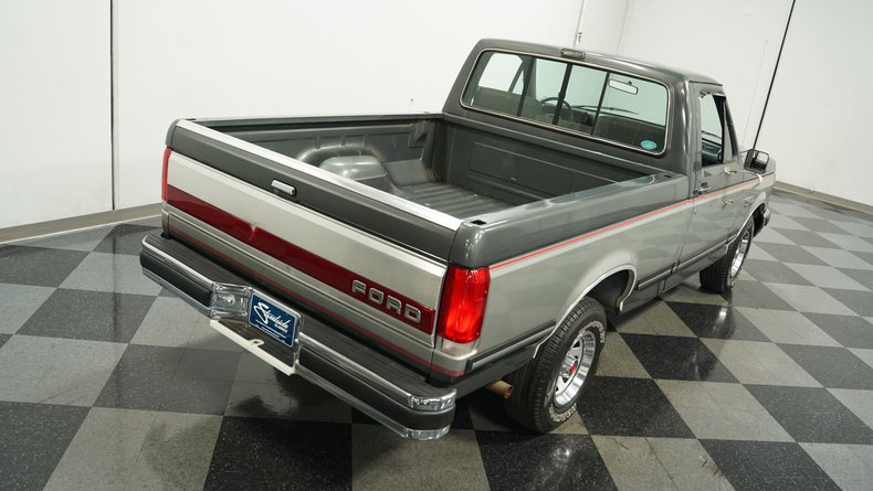 1990 Ford F-150 22