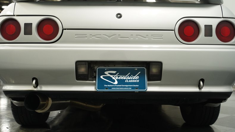 1992 Nissan Skyline 61