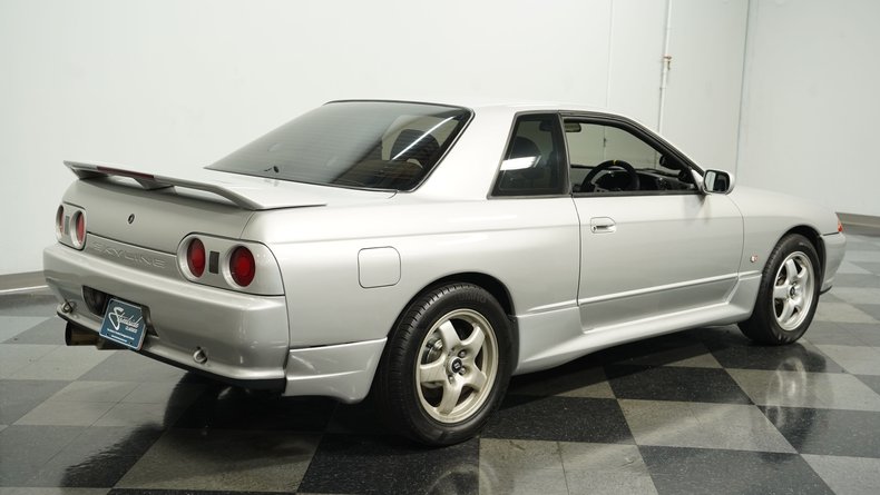 1992 Nissan Skyline 10