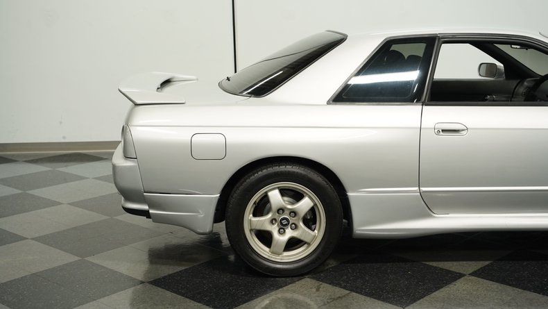 1992 Nissan Skyline 25