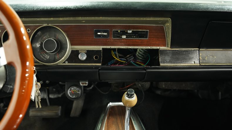 1971 Dodge Dart 38