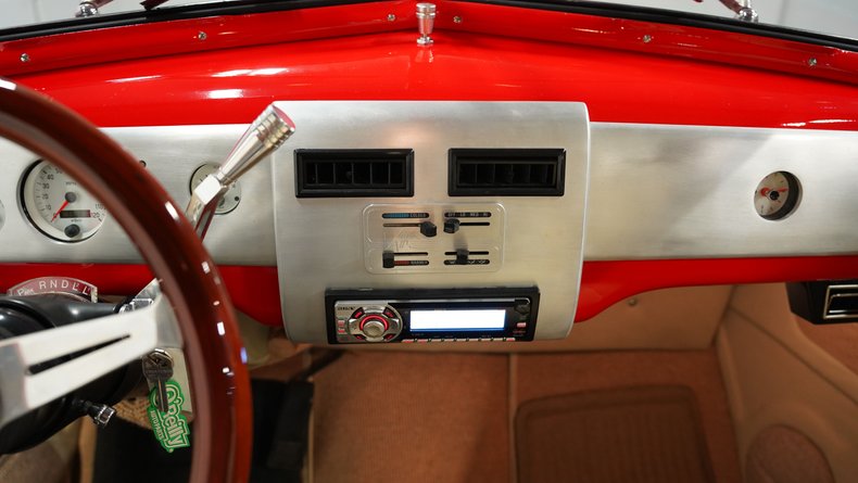 1940 Chevrolet Master Deluxe 38