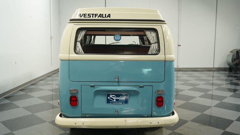 1970 Volkswagen Westfalia Camper 8