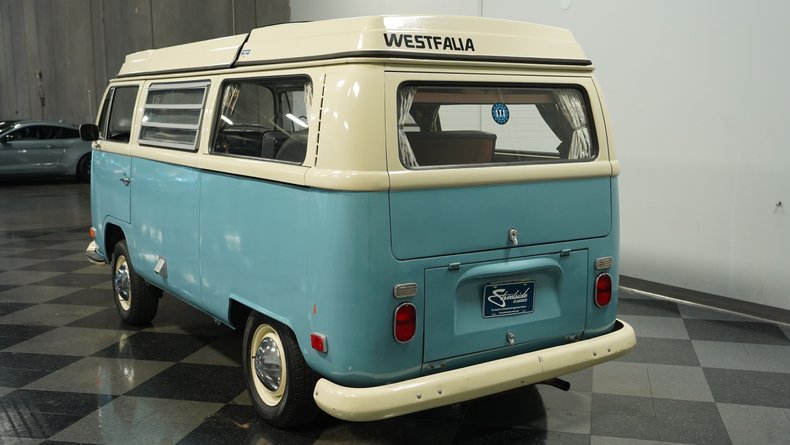 1970 Volkswagen Westfalia Camper 7