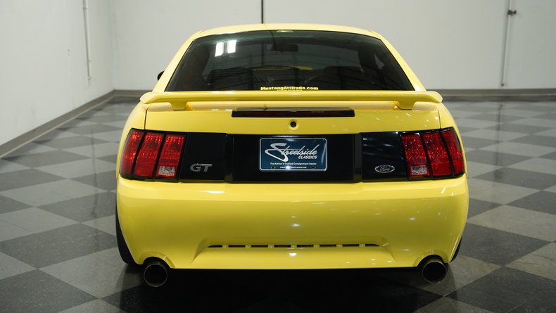 2003 Ford Mustang GT 8