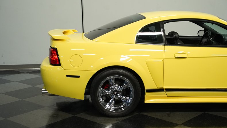 2003 Ford Mustang 25