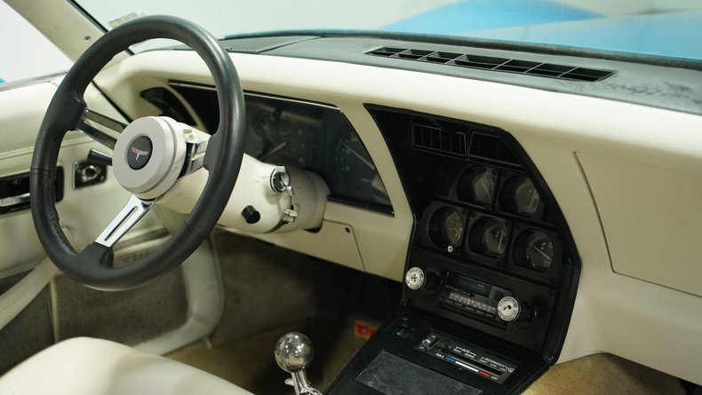 1980 Chevrolet Corvette 43
