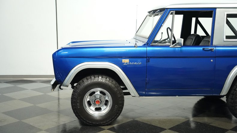 1969 Ford Bronco 4X4 19