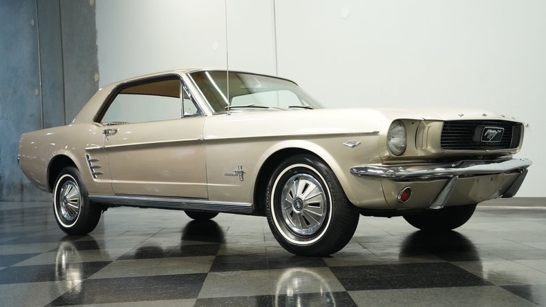 1966 Ford Mustang  27