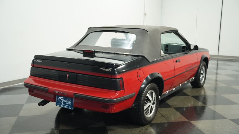 1986 Pontiac Sunbird Turbo Convertible 9