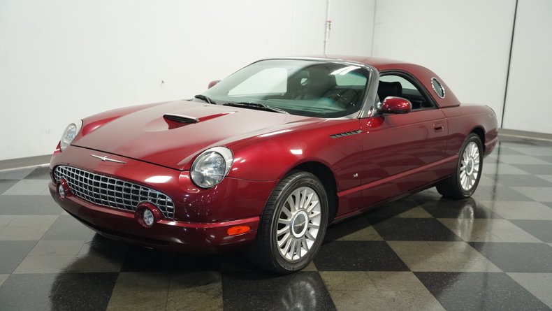 2004 Ford Thunderbird  5