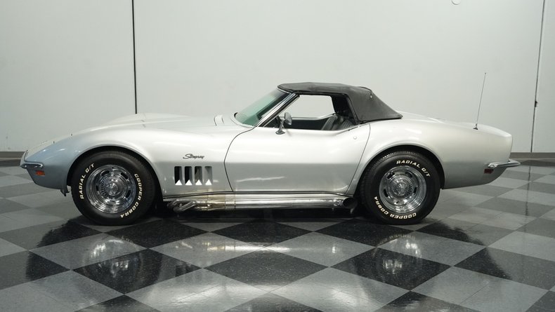 1969 Chevrolet Corvette Convertible 2