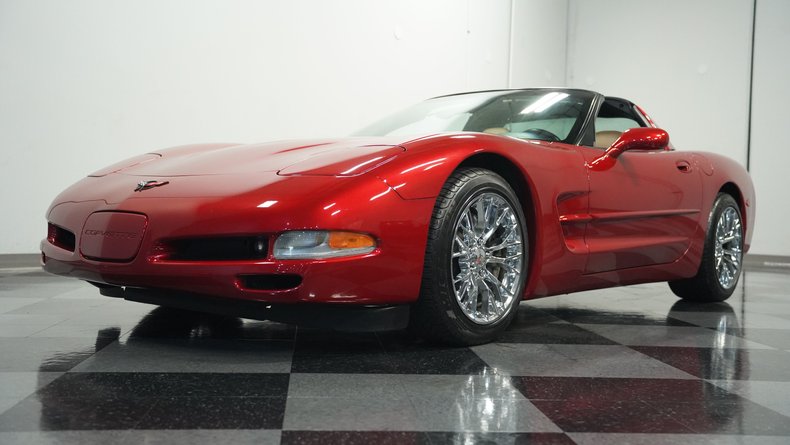 1999 Chevrolet Corvette  17