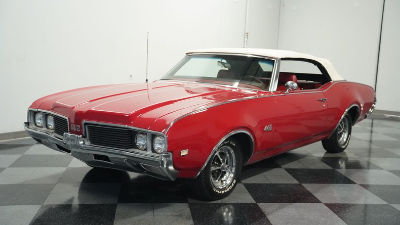 1969 Oldsmobile Cutlass 442 Convertible 5