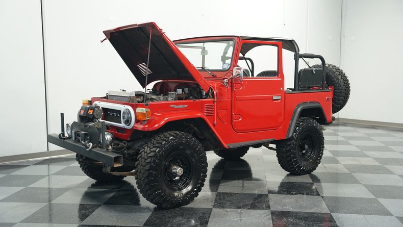 1977 Toyota Land Cruiser FJ40 28