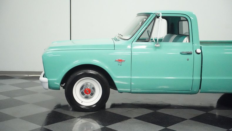 1967 Chevrolet C10  21