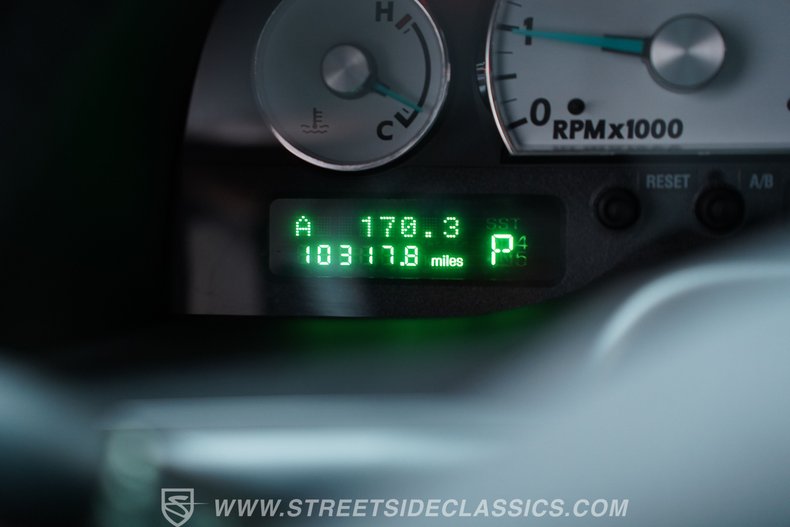 For Sale 2003 Ford Thunderbird Stock# 9351-ATL Fullscreen Grid Image 32