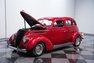 1937 Ford Deluxe