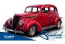 1937 Ford Deluxe