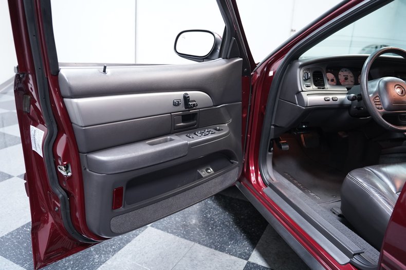 For Sale 2004 Mercury Marauder Stock# 9397-ATL Fullscreen Grid Image 28