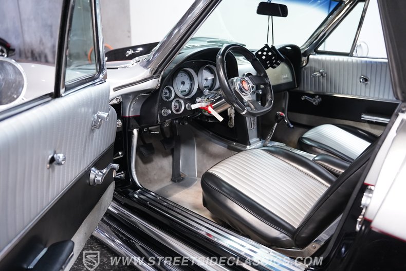 For Sale 1963 Chevrolet Corvette Stock# 9406-ATL Fullscreen Grid Image 4