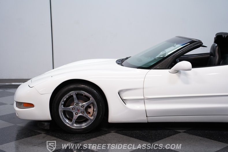 1998 Chevrolet Corvette 19