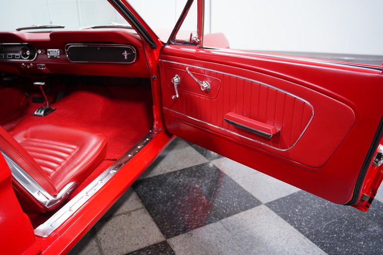 1965 Ford Mustang 41