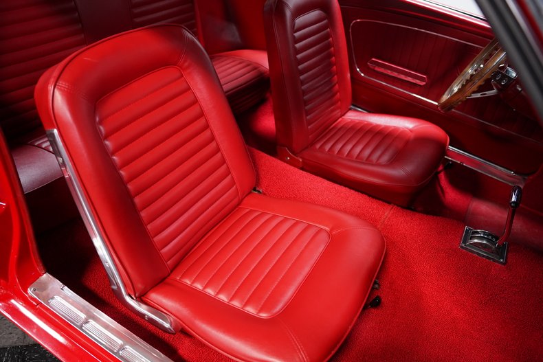 1965 Ford Mustang 37