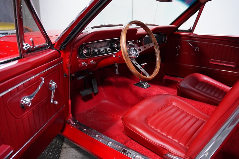 1965 Ford Mustang 4