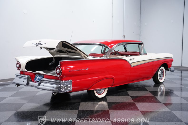 1957 Ford Fairlane 41
