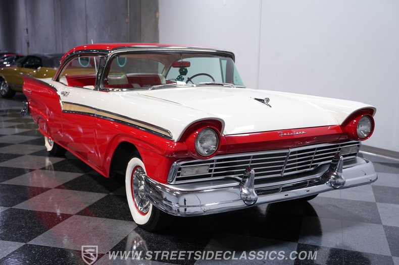 1957 Ford Fairlane 14