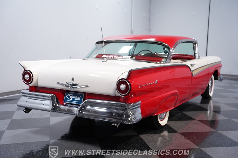 1957 Ford Fairlane 10