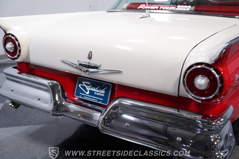 1957 Ford Fairlane 21